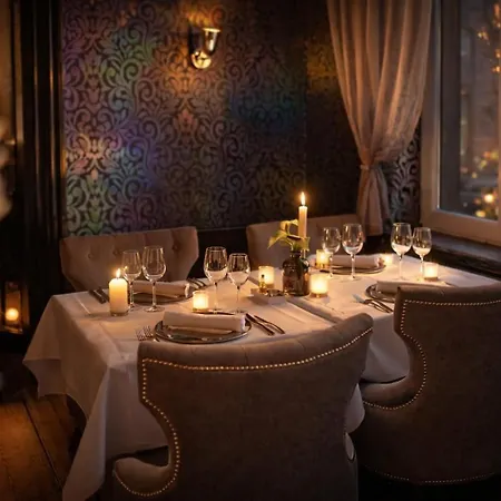 La Reine Hotel & Restaurant-2